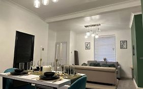 Amazing 2 Bedrooms House